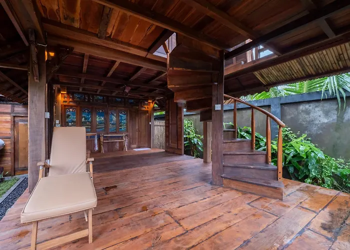 Villa Aruna Jayanti Tejakula